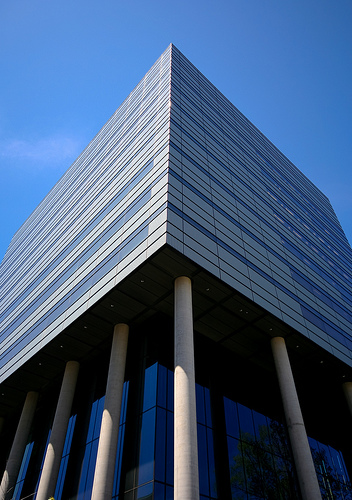 Illustration for article titled Buildings That Look Like Famous Spaceships: A Gallery
